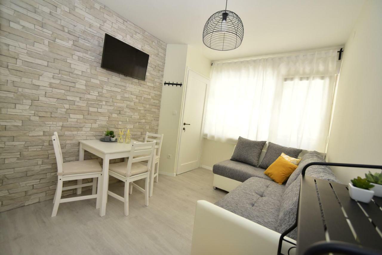 Apartment Fjaka *
